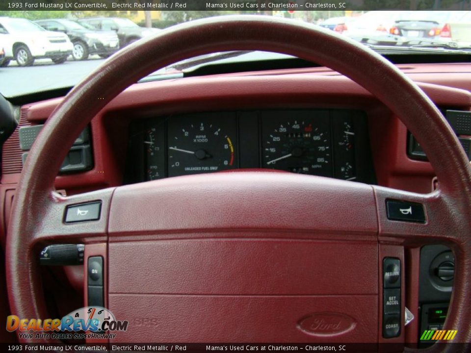 1993 Ford Mustang LX Convertible Steering Wheel Photo #18