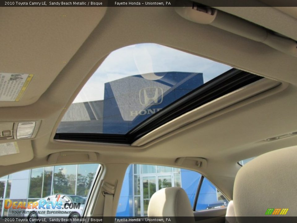 2010 Toyota Camry LE Sandy Beach Metallic / Bisque Photo #15