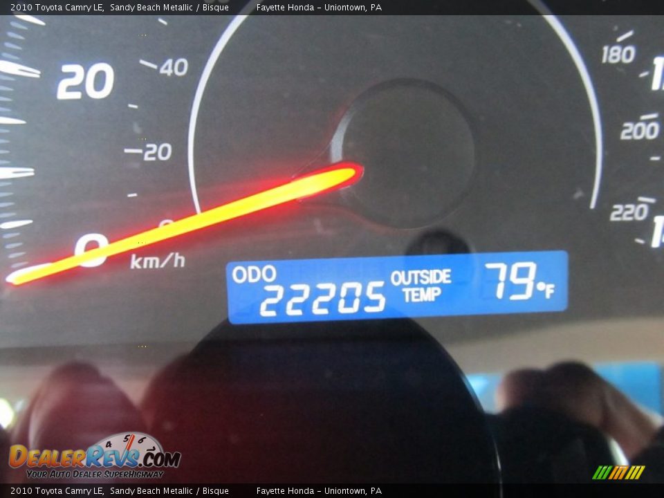 2010 Toyota Camry LE Sandy Beach Metallic / Bisque Photo #20