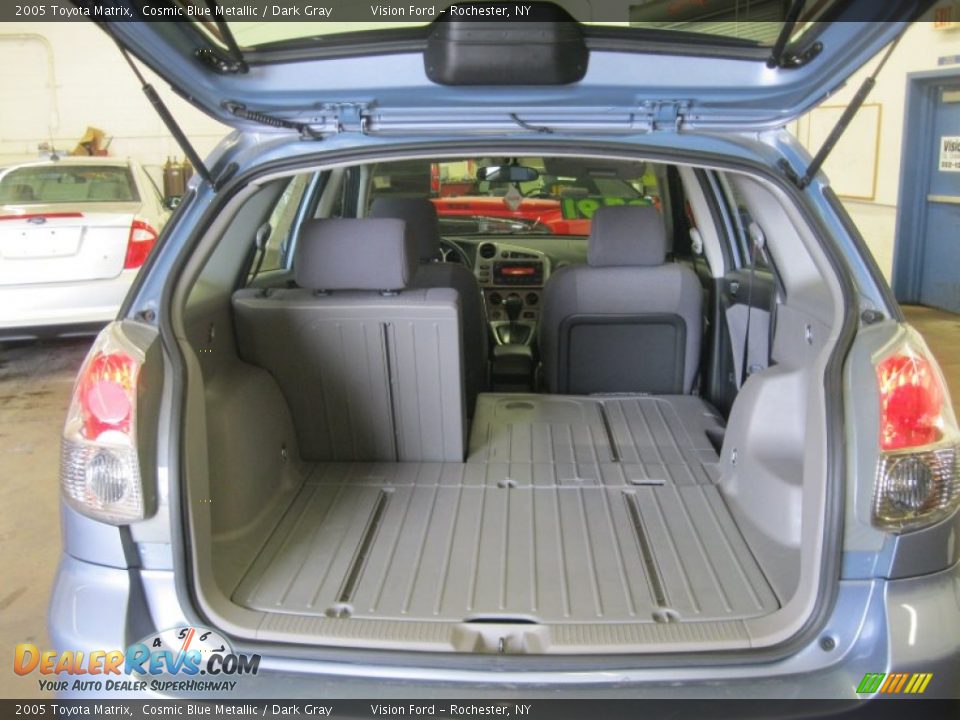 2005 Toyota Matrix Cosmic Blue Metallic / Dark Gray Photo #10