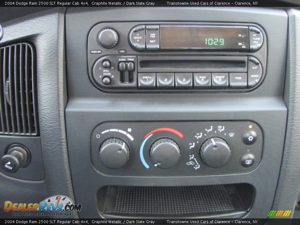 Audio System of 2004 Dodge Ram 2500 SLT Regular Cab 4x4 Photo #6