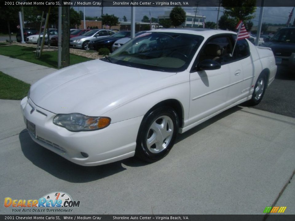 2001 Chevrolet Monte Carlo SS White / Medium Gray Photo #1