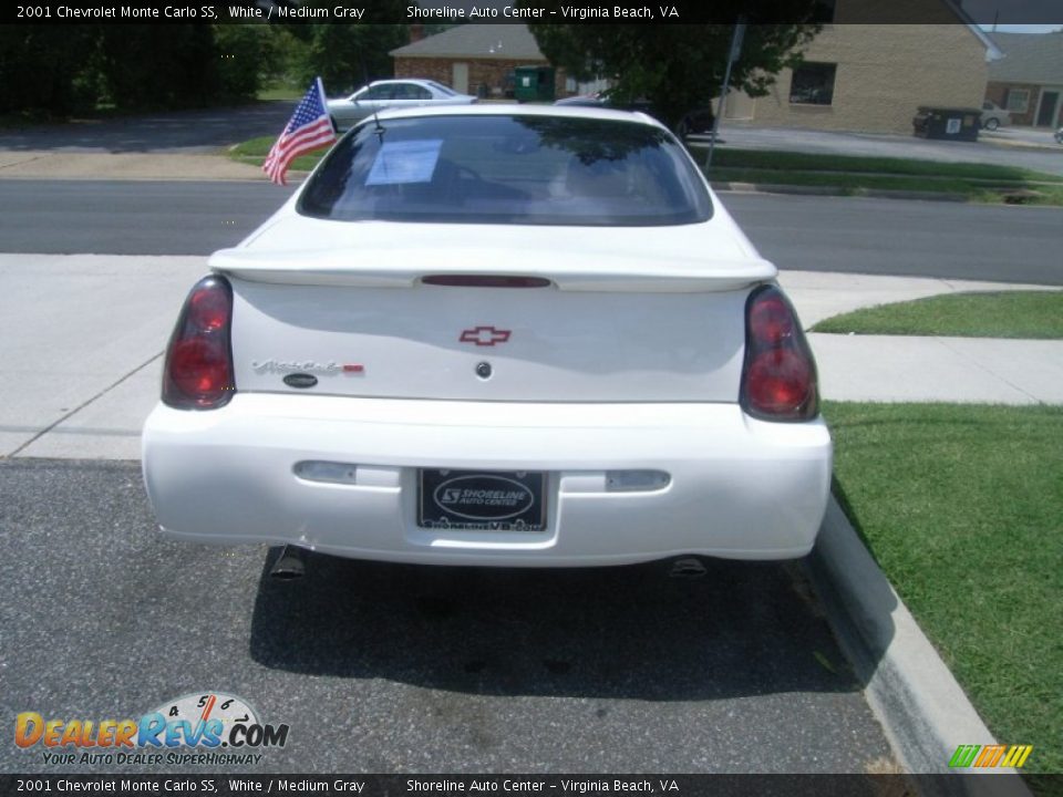 2001 Chevrolet Monte Carlo SS White / Medium Gray Photo #4