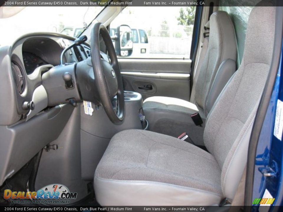 2004 Ford E Series Cutaway E450 Chassis Dark Blue Pearl / Medium Flint Photo #7