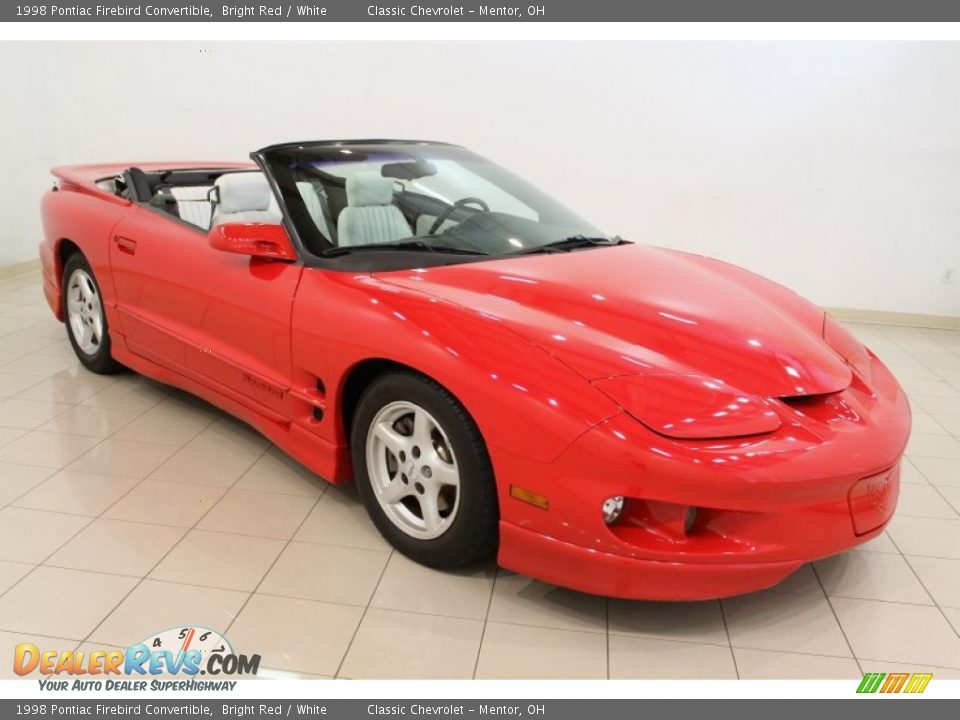 Front 3/4 View of 1998 Pontiac Firebird Convertible Photo #1