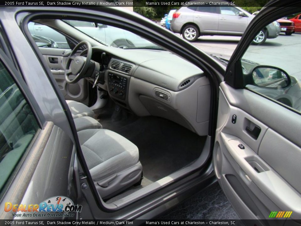 2005 Ford Taurus SE Dark Shadow Grey Metallic / Medium/Dark Flint Photo #14