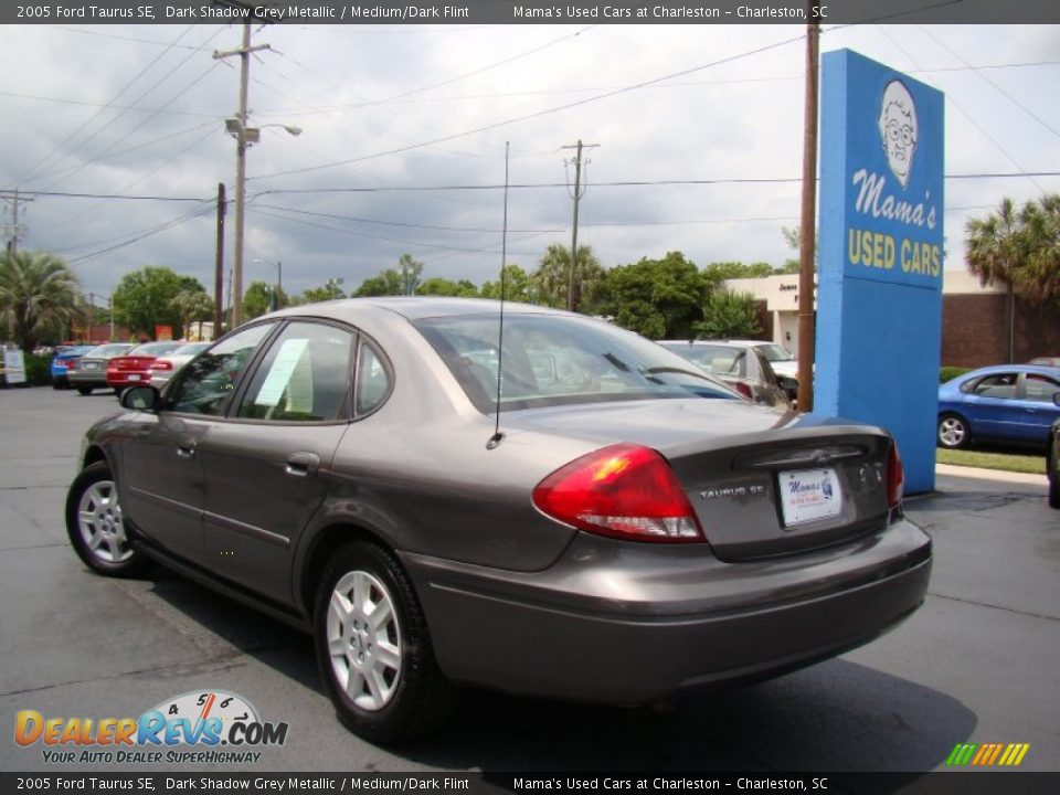 2005 Ford Taurus SE Dark Shadow Grey Metallic / Medium/Dark Flint Photo #32