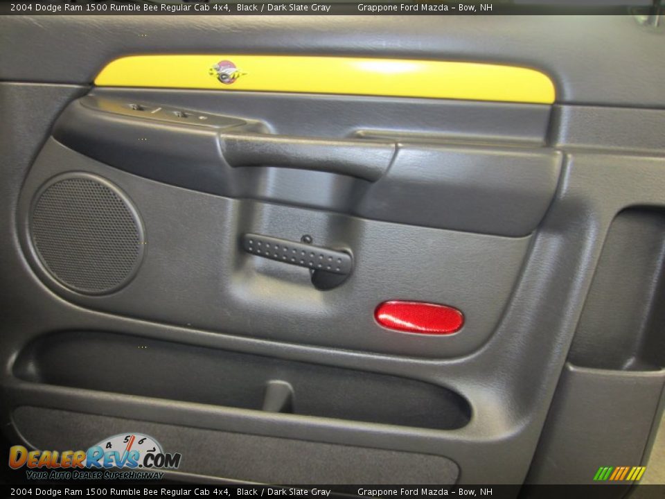 2004 Dodge Ram 1500 Rumble Bee Regular Cab 4x4 Black / Dark Slate Gray Photo #22