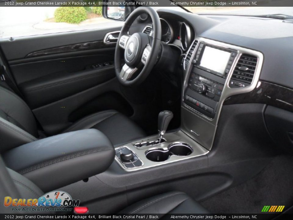 Black Interior - 2012 Jeep Grand Cherokee Laredo X Package 4x4 Photo #21