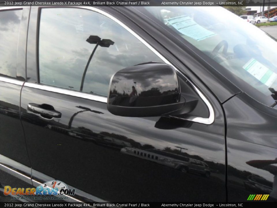 2012 Jeep Grand Cherokee Laredo X Package 4x4 Brilliant Black Crystal Pearl / Black Photo #23