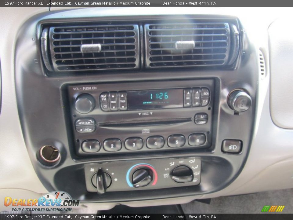 Audio System of 1997 Ford Ranger XLT Extended Cab Photo #16
