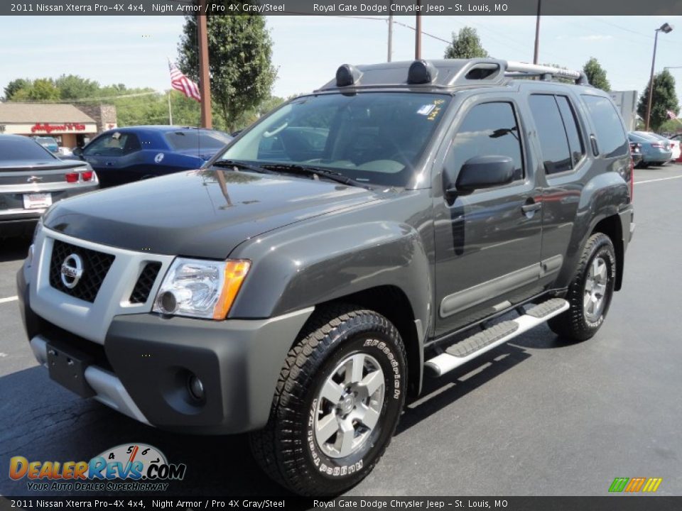 2011 Nissan xterra pro 4x night armor