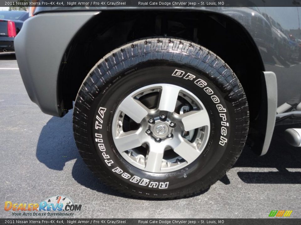 2011 Nissan Xterra Pro-4X 4x4 Night Armor / Pro 4X Gray/Steel Photo #32