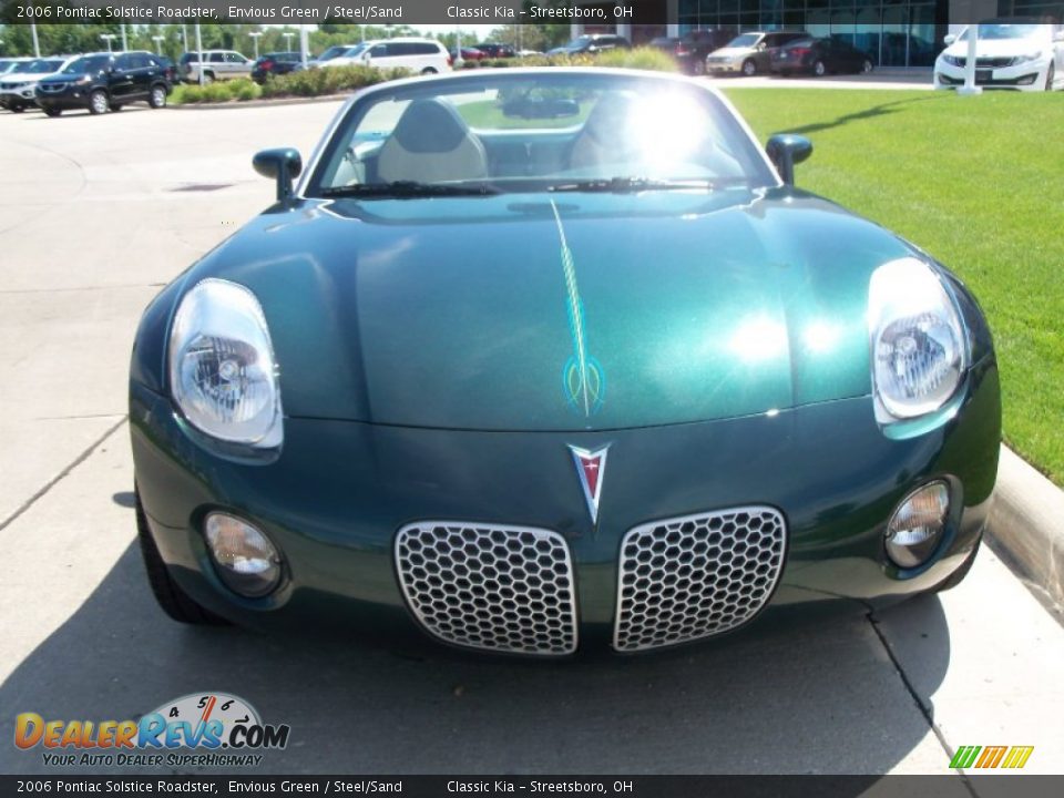 2006 Pontiac Solstice Roadster Envious Green / Steel/Sand Photo #3