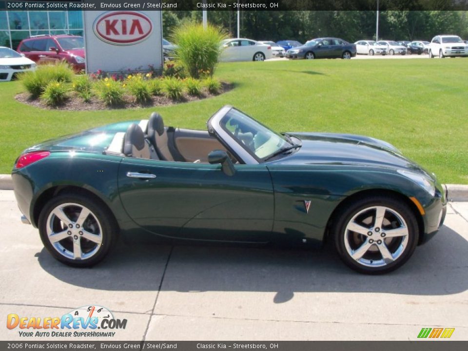 2006 Pontiac Solstice Roadster Envious Green / Steel/Sand Photo #5