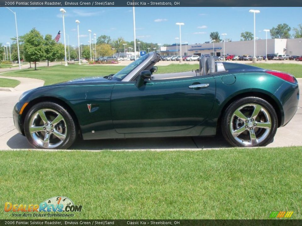 2006 Pontiac Solstice Roadster Envious Green / Steel/Sand Photo #11