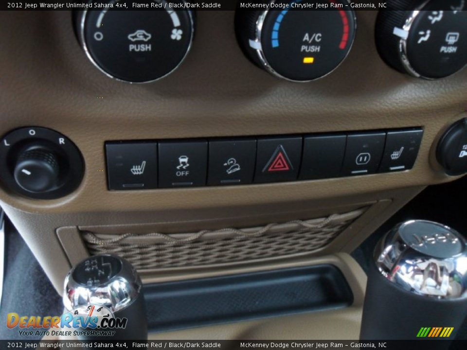 Controls of 2012 Jeep Wrangler Unlimited Sahara 4x4 Photo #12