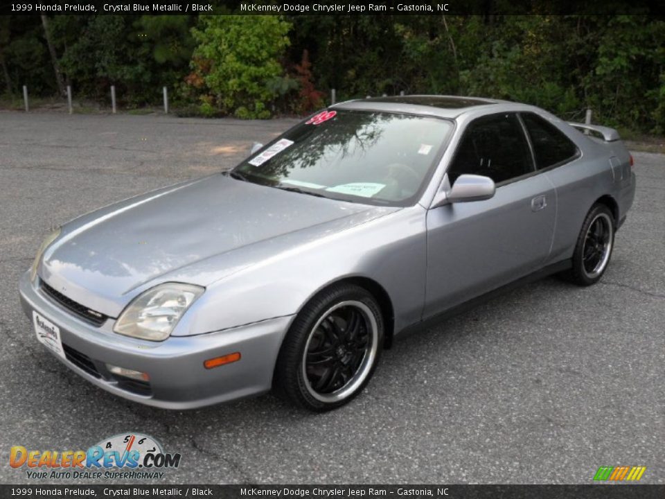 Front 3/4 View of 1999 Honda Prelude  Photo #1