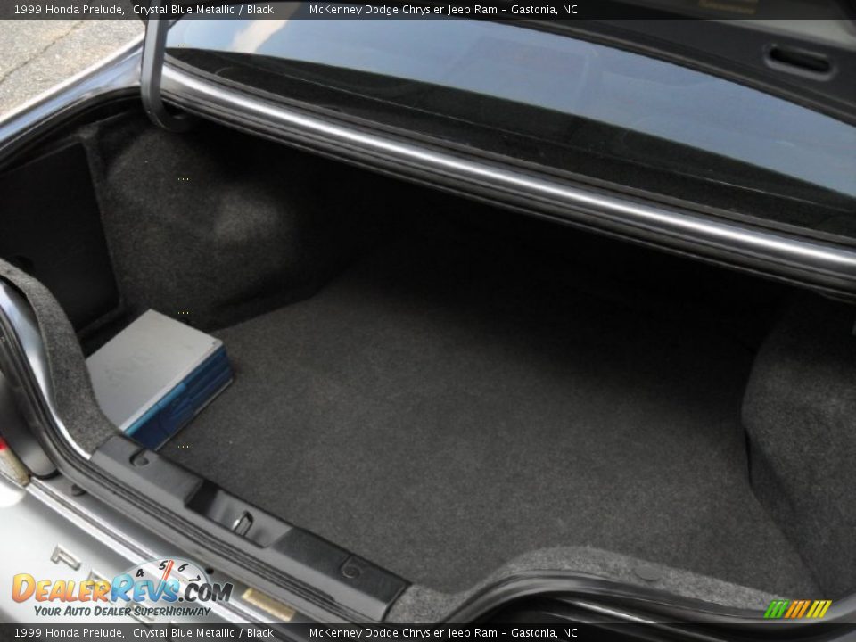 1999 Honda Prelude  Trunk Photo #16
