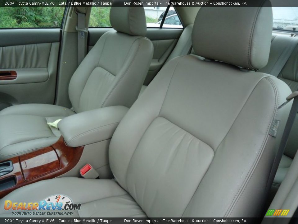 Taupe Interior - 2004 Toyota Camry XLE V6 Photo #14