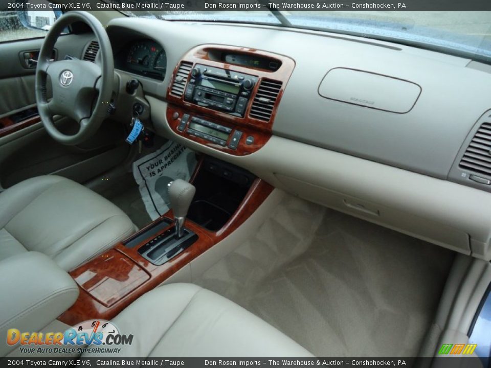 Dashboard of 2004 Toyota Camry XLE V6 Photo #19