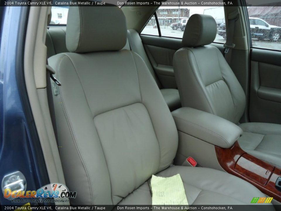 2004 Toyota Camry XLE V6 Catalina Blue Metallic / Taupe Photo #21