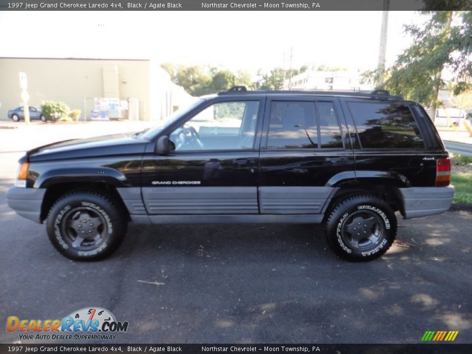 1997 Jeep Grand Cherokee Laredo 4x4 Black / Agate Black Photo #4