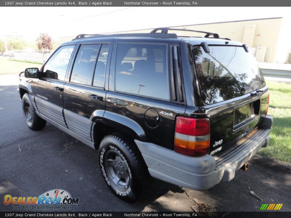 1997 Jeep Grand Cherokee Laredo 4x4 Black / Agate Black Photo #5