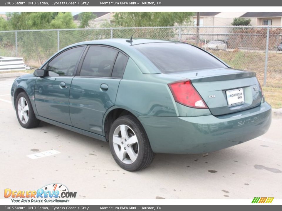 2006 Saturn ION 3 Sedan Cypress Green / Gray Photo #2