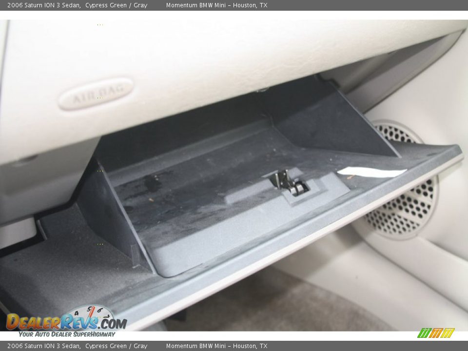 2006 Saturn ION 3 Sedan Cypress Green / Gray Photo #18