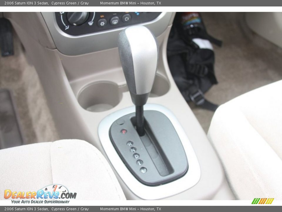2006 Saturn ION 3 Sedan Cypress Green / Gray Photo #21