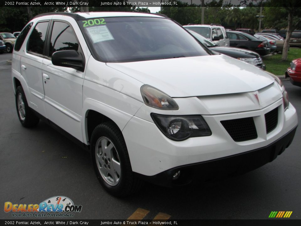 Front 3/4 View of 2002 Pontiac Aztek  Photo #1