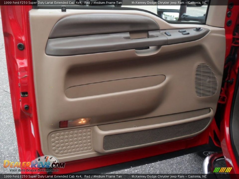 Door Panel of 1999 Ford F250 Super Duty Lariat Extended Cab 4x4 Photo #9