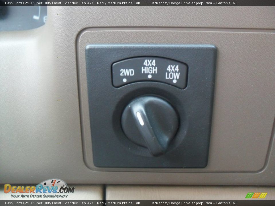 Controls of 1999 Ford F250 Super Duty Lariat Extended Cab 4x4 Photo #10