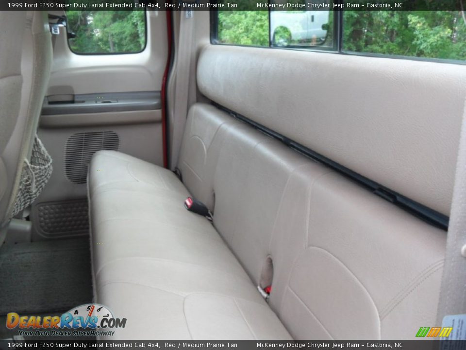 Medium Prairie Tan Interior - 1999 Ford F250 Super Duty Lariat Extended Cab 4x4 Photo #14