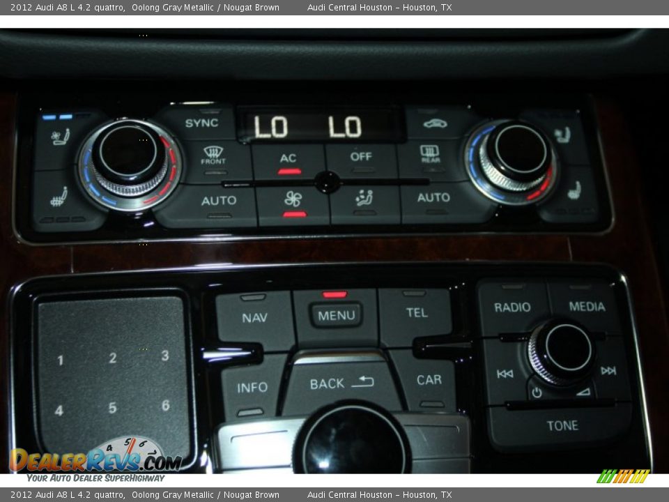 Controls of 2012 Audi A8 L 4.2 quattro Photo #17