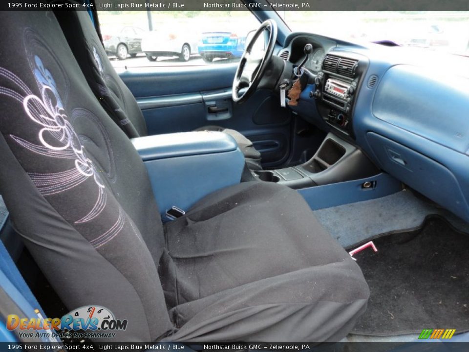 1995 Ford Explorer Sport 4x4 Light Lapis Blue Metallic / Blue Photo #15