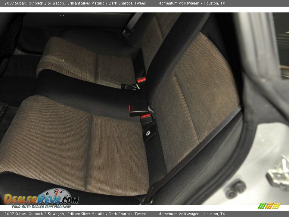 2007 Subaru Outback 2.5i Wagon Brilliant Silver Metallic / Dark Charcoal Tweed Photo #25