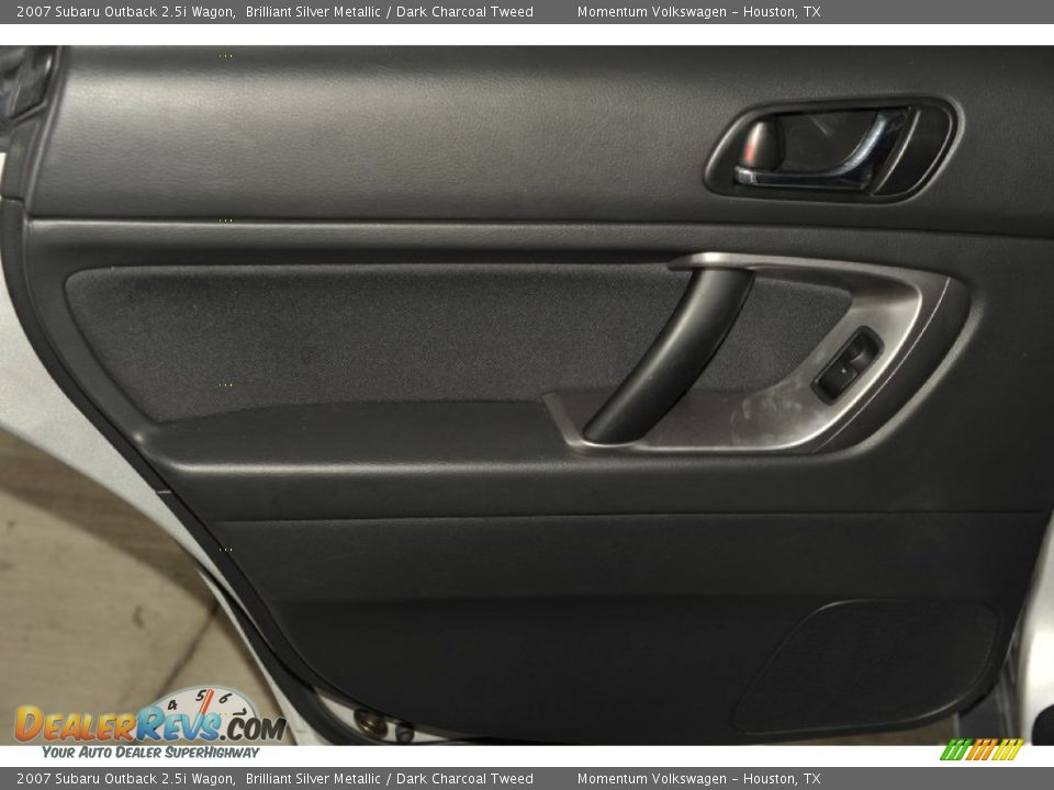 2007 Subaru Outback 2.5i Wagon Brilliant Silver Metallic / Dark Charcoal Tweed Photo #26
