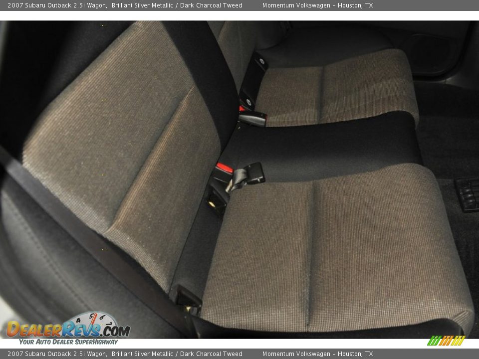 2007 Subaru Outback 2.5i Wagon Brilliant Silver Metallic / Dark Charcoal Tweed Photo #33