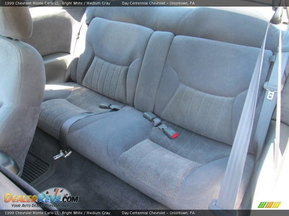 Medium Gray Interior - 1999 Chevrolet Monte Carlo LS Photo #8