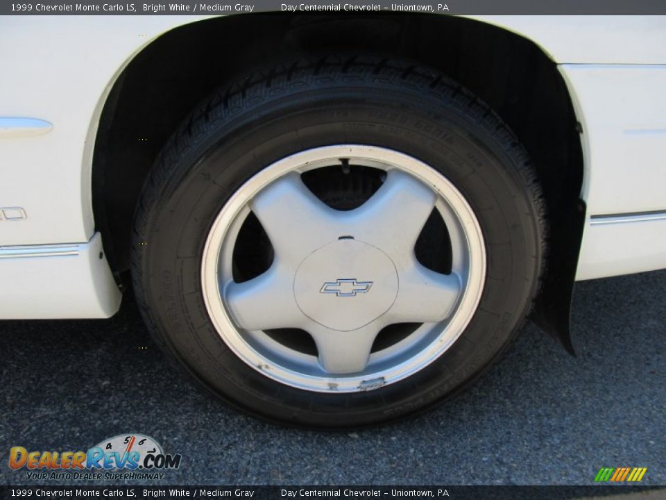 1999 Chevrolet Monte Carlo LS Bright White / Medium Gray Photo #12