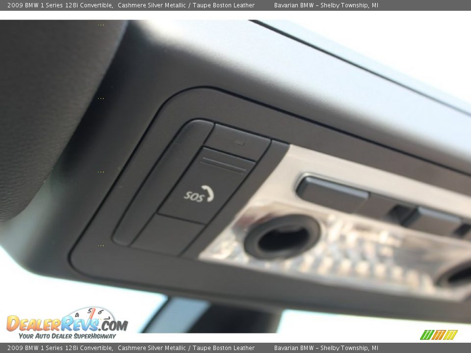 2009 BMW 1 Series 128i Convertible Cashmere Silver Metallic / Taupe Boston Leather Photo #20