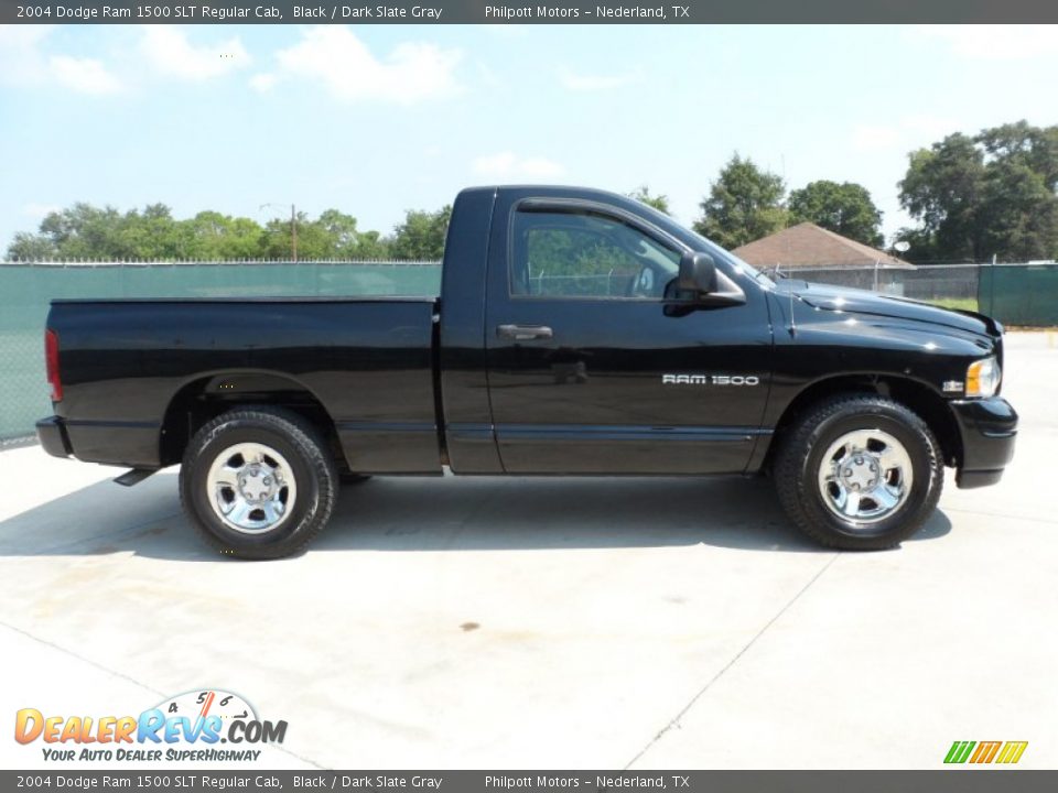 2004 Dodge Ram 1500 SLT Regular Cab Black / Dark Slate Gray Photo #2