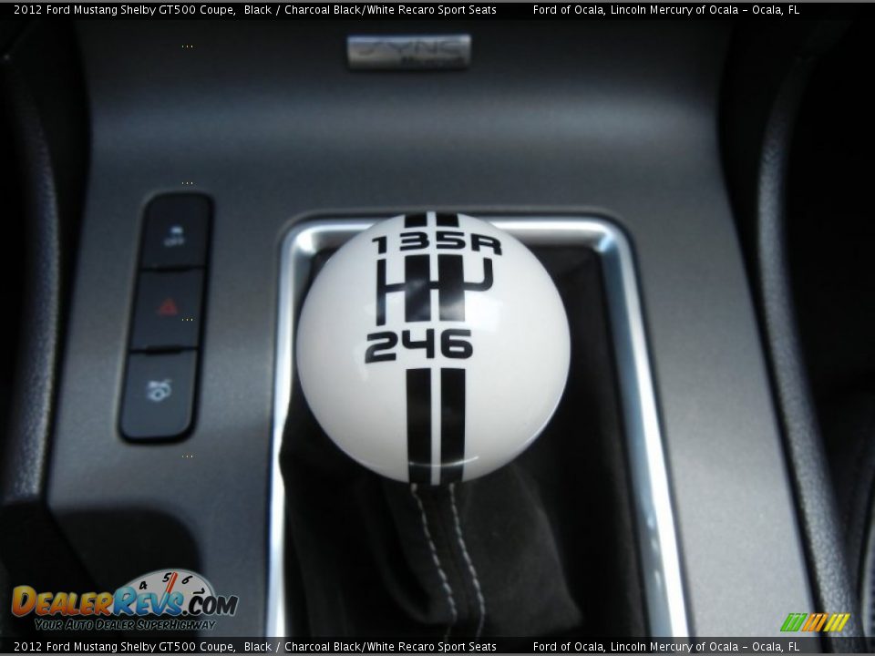 2012 Ford Mustang Shelby GT500 Coupe Shifter Photo #14