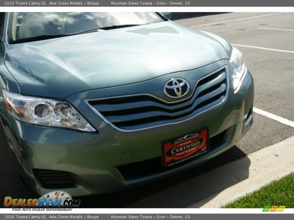 2010 Toyota Camry LE Aloe Green Metallic / Bisque Photo #23