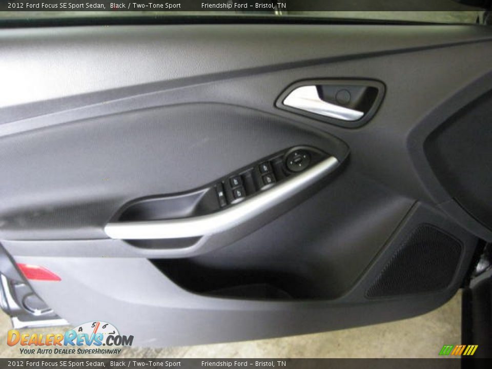 2012 Ford Focus SE Sport Sedan Black / Two-Tone Sport Photo #13