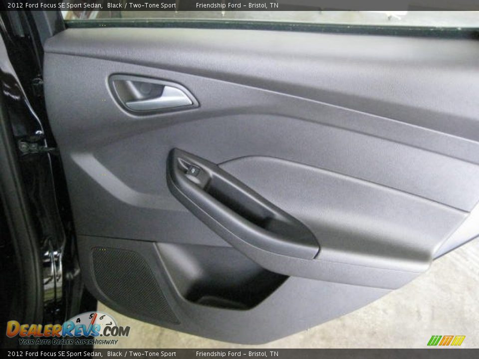 2012 Ford Focus SE Sport Sedan Black / Two-Tone Sport Photo #20