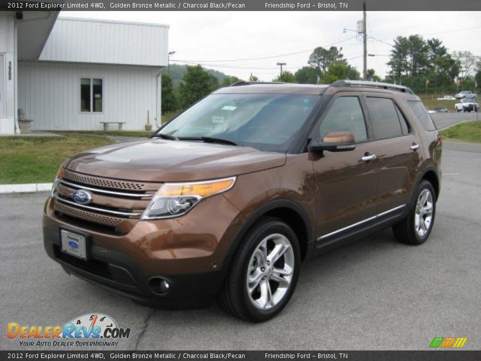 Front 3/4 View of 2012 Ford Explorer Limited 4WD Photo #2