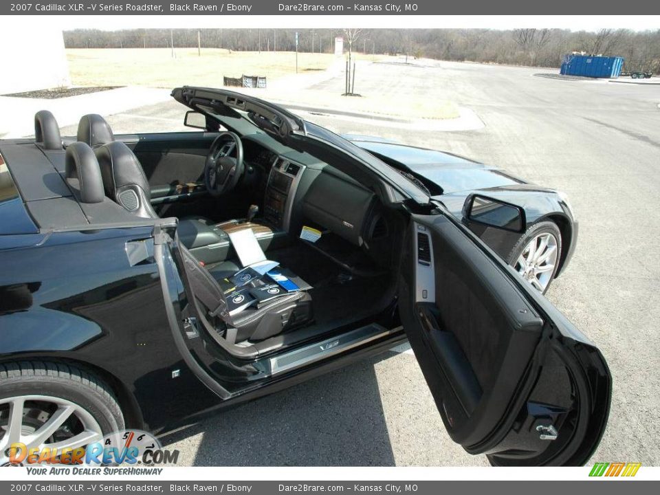 2007 Cadillac XLR -V Series Roadster Black Raven / Ebony Photo #5